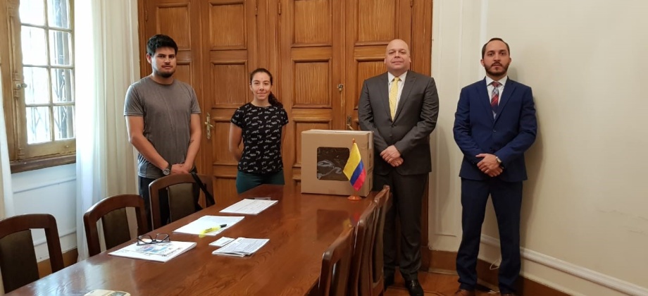 Inició la jornada electoral presidencial 2018 para la segunda vuelta en el Consulado de Colombia en El Cairo